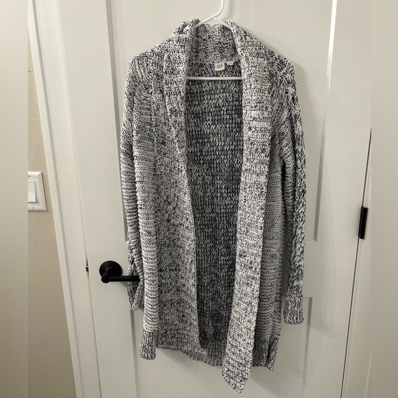 Gap cardigan - Picture 2 of 3
